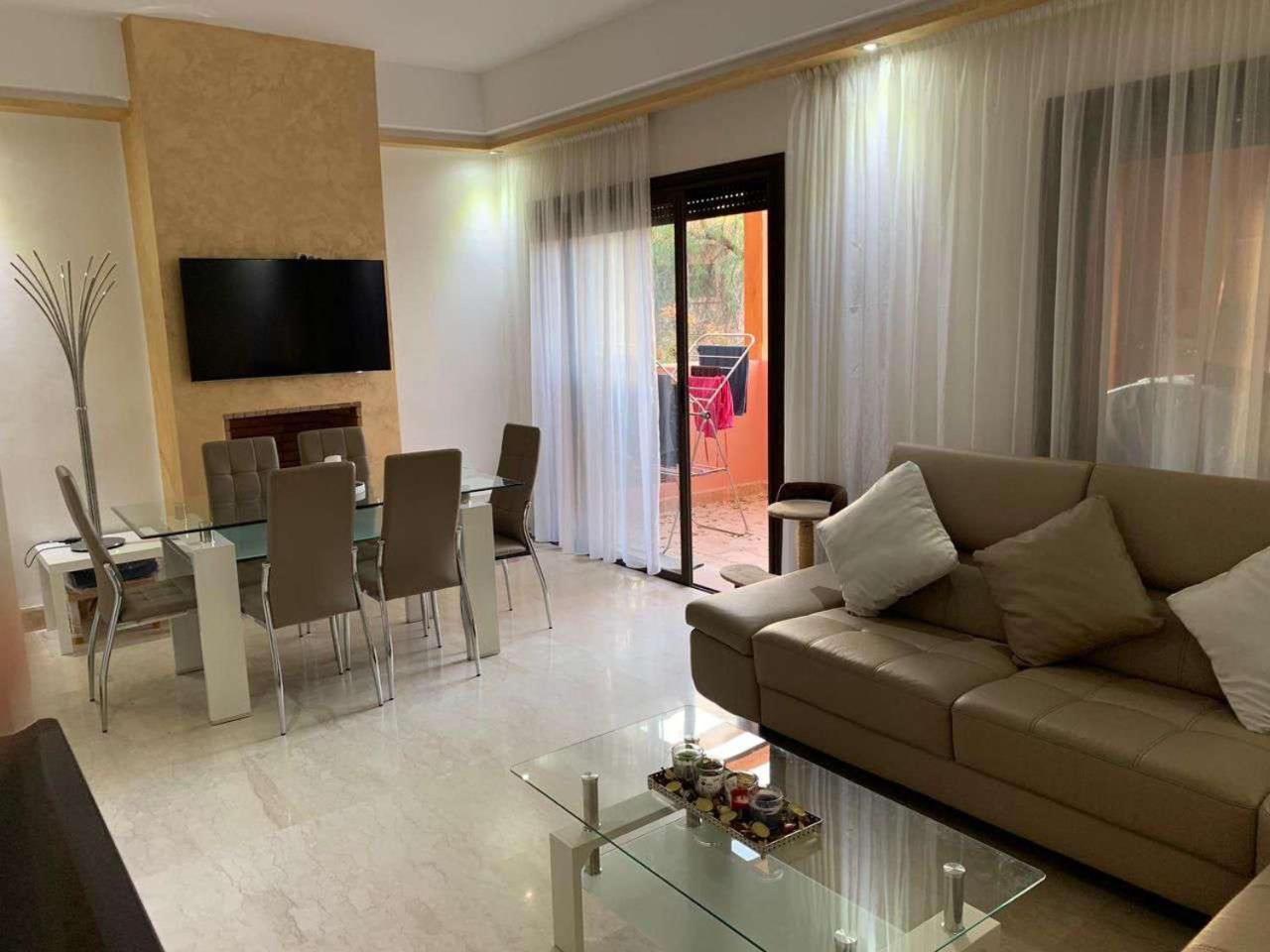 Beautiful Cozy With Pool Apartamento *